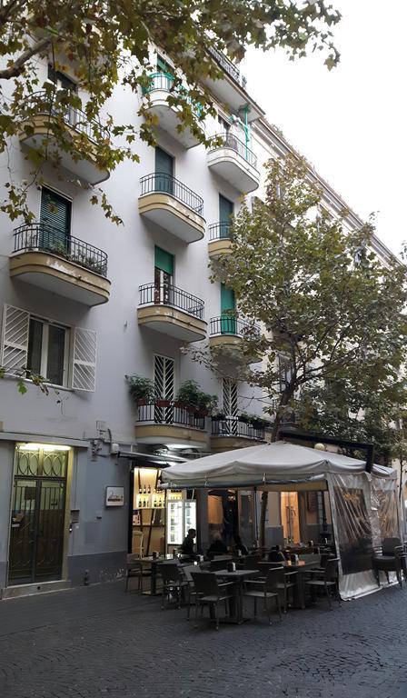 Your Bed Napoli Экстерьер фото